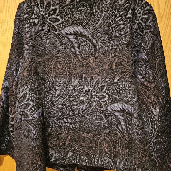 Susan Graver Paisley Jacket - Picture 2 of 3